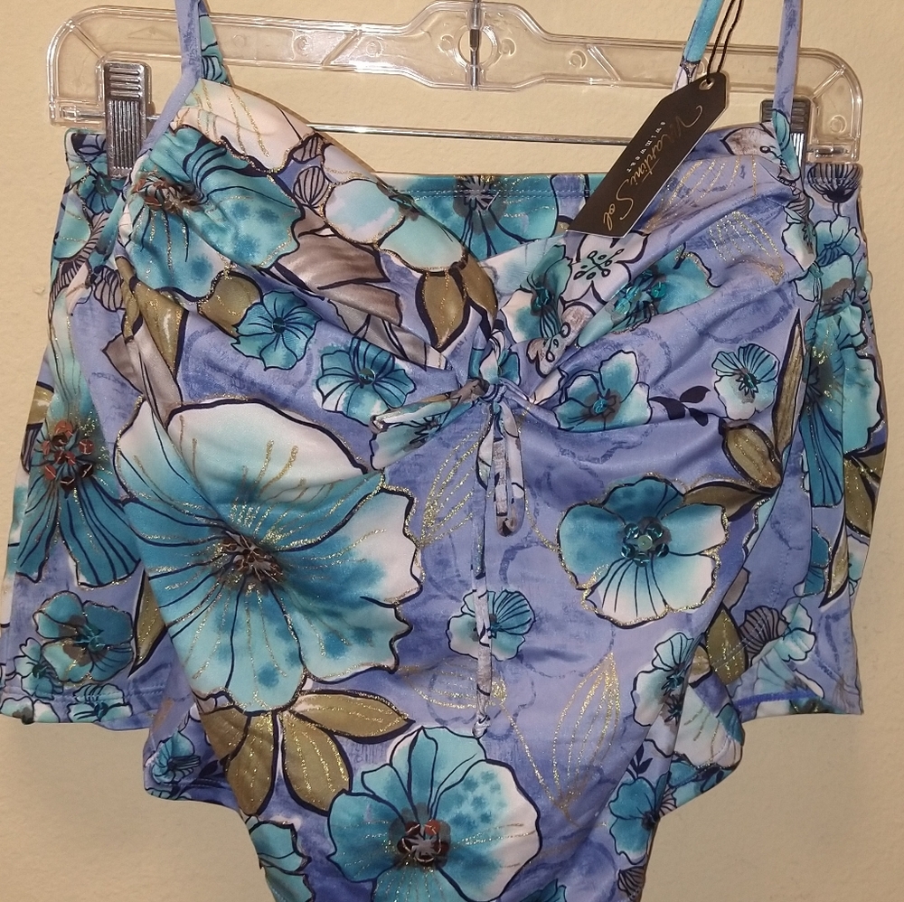 Martini Sol Tankini and Swimskirt
